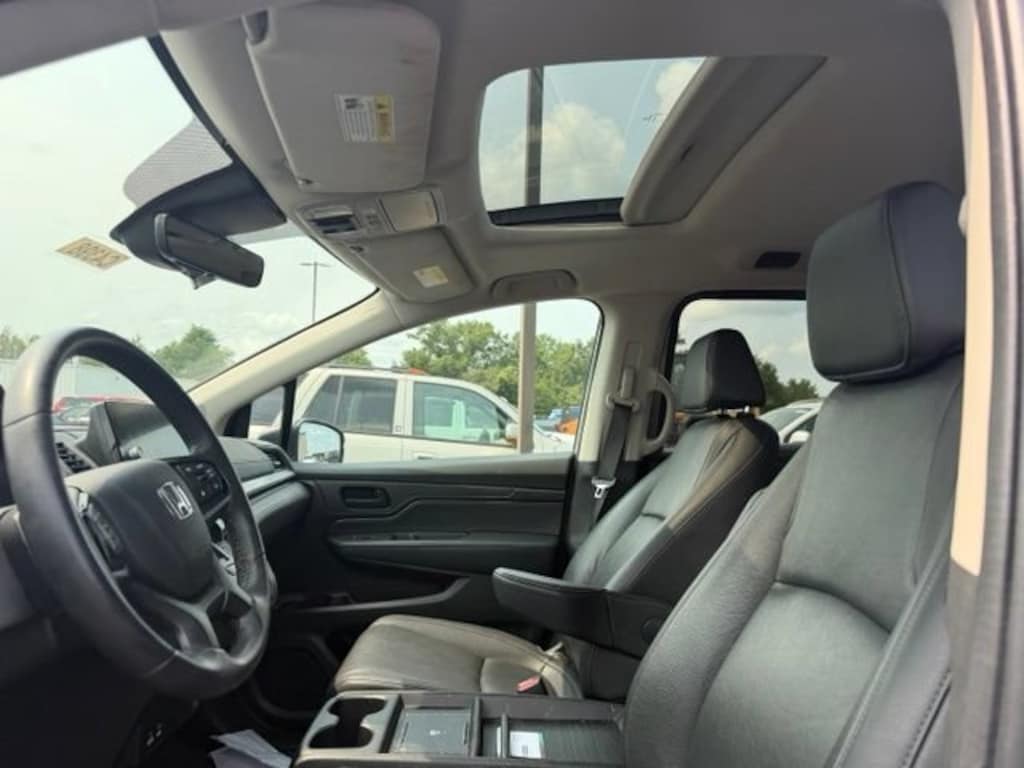 Used 2025 Honda Odyssey EX-L Van