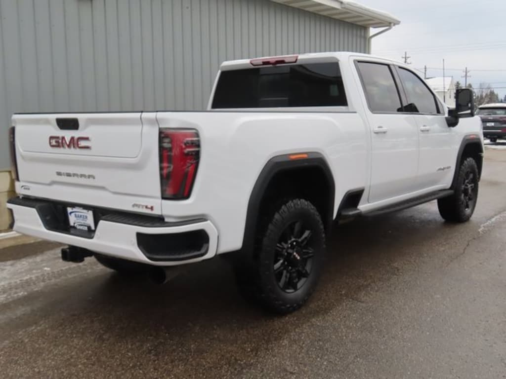 Used 2024 GMC Sierra 2500 HD AT4 Truck Crew Cab