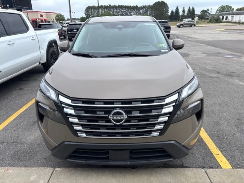 Used 2025 Nissan Rogue SV SUV