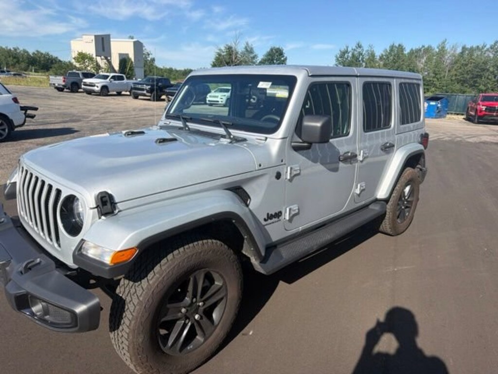 Used 2023 Jeep Wrangler Sahara SUV