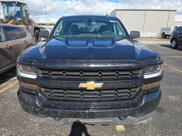 Used 2019 Chevrolet Silverado 1500 LD Custom with VIN 2GCVKMEC1K1174984 for sale in Cadillac, MI