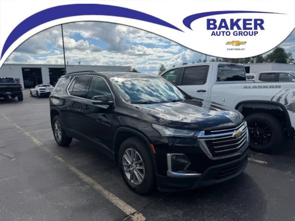 Used 2023 Chevrolet Traverse LT Cloth SUV