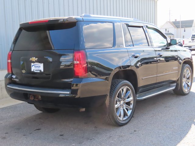 2016 Chevrolet Tahoe LTZ photo 3