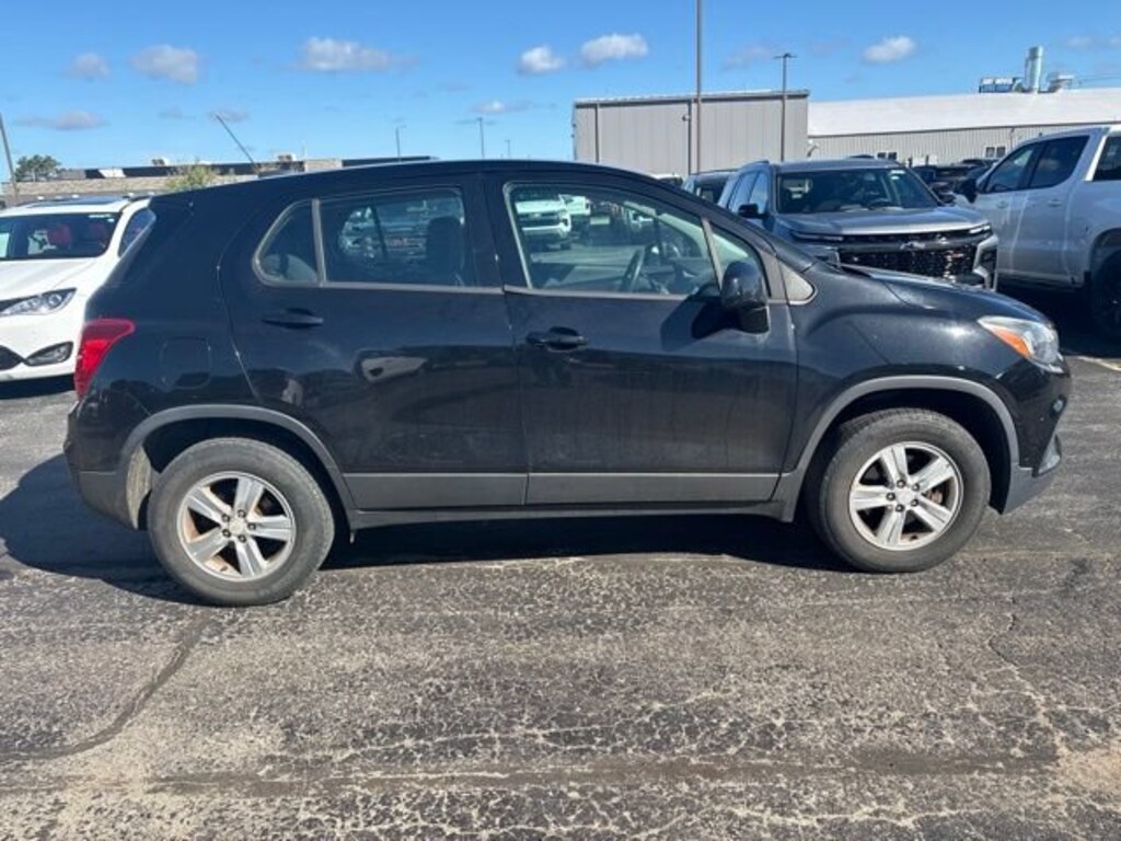 Used 2017 Chevrolet Trax LS SUV
