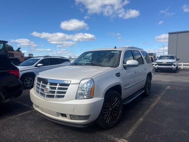Used 2013 Cadillac Escalade Luxury with VIN 1GYS4BEFXDR147430 for sale in Cadillac, MI