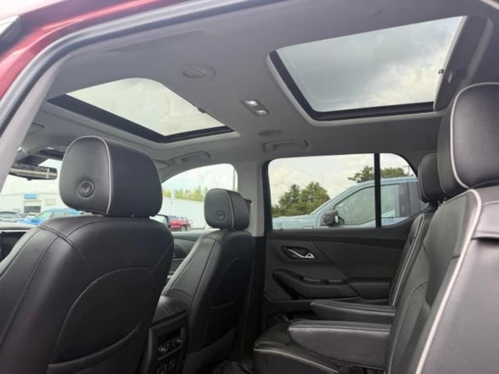 Used 2021 Chevrolet Traverse High Country SUV