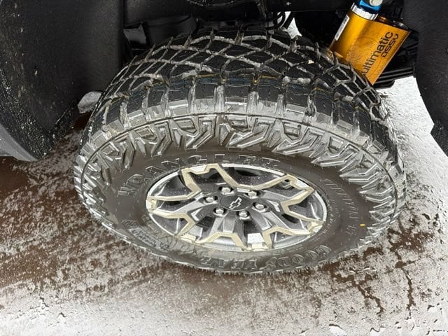 2026 Chevrolet Colorado ZR2 - Photo 12