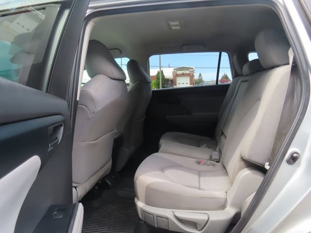 2021 Toyota Highlander L - Photo 19