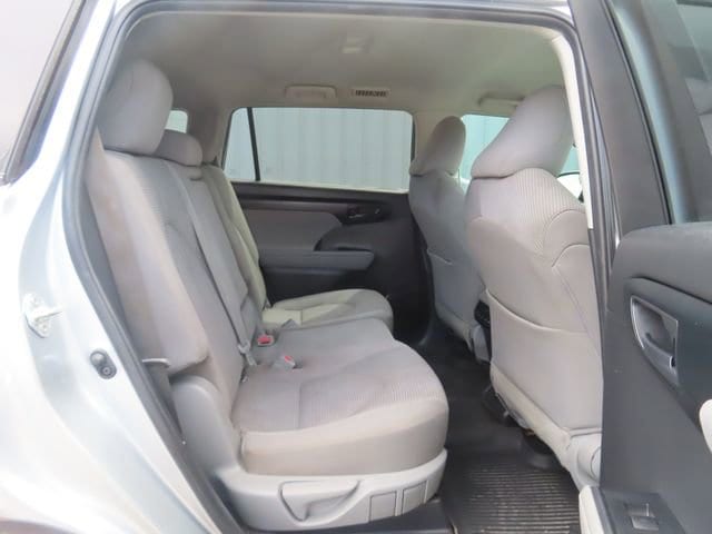 2021 Toyota Highlander L - Photo 27