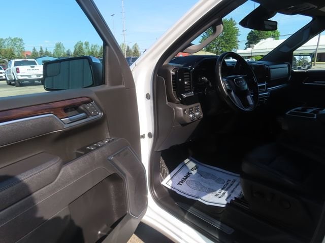 2025 GMC Sierra 1500 SLT - Photo 18