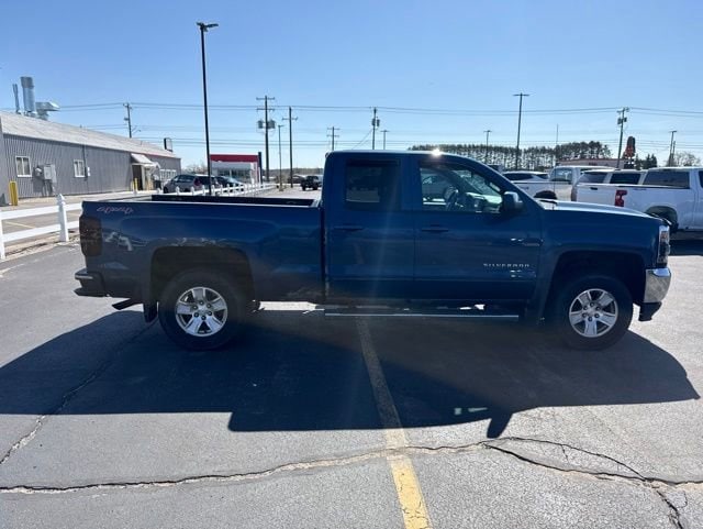 Used 2016 Chevrolet Silverado 1500 LT with VIN 1GCVKREC3GZ178014 for sale in Cadillac, MI
