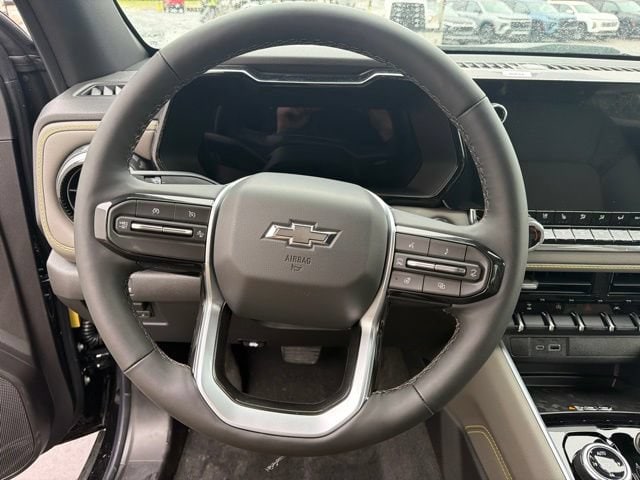 2026 Chevrolet Colorado ZR2 - Photo 16