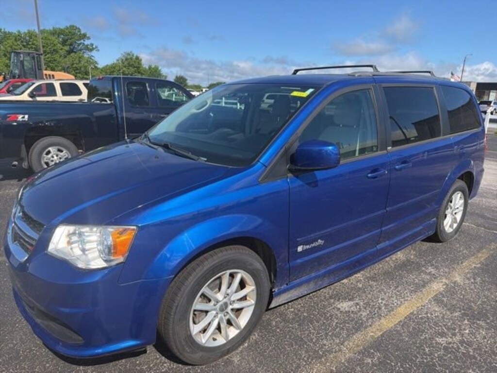 Used 2013 Dodge Grand Caravan SXT Van