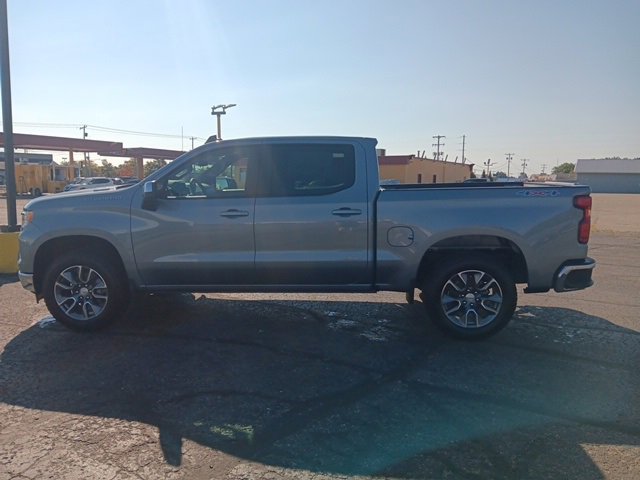 2026 Chevrolet Silverado 1500 LT photo 4
