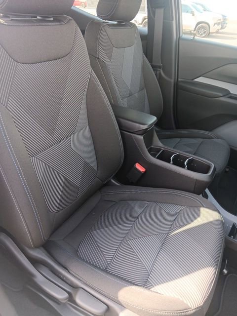 2027 Chevrolet Bolt LT - Photo 27
