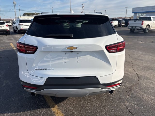 2024 Chevrolet Blazer 2LT photo 3