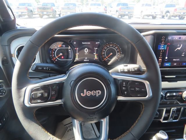 2024 Jeep Wrangler 4-Door Sahara - Photo 32