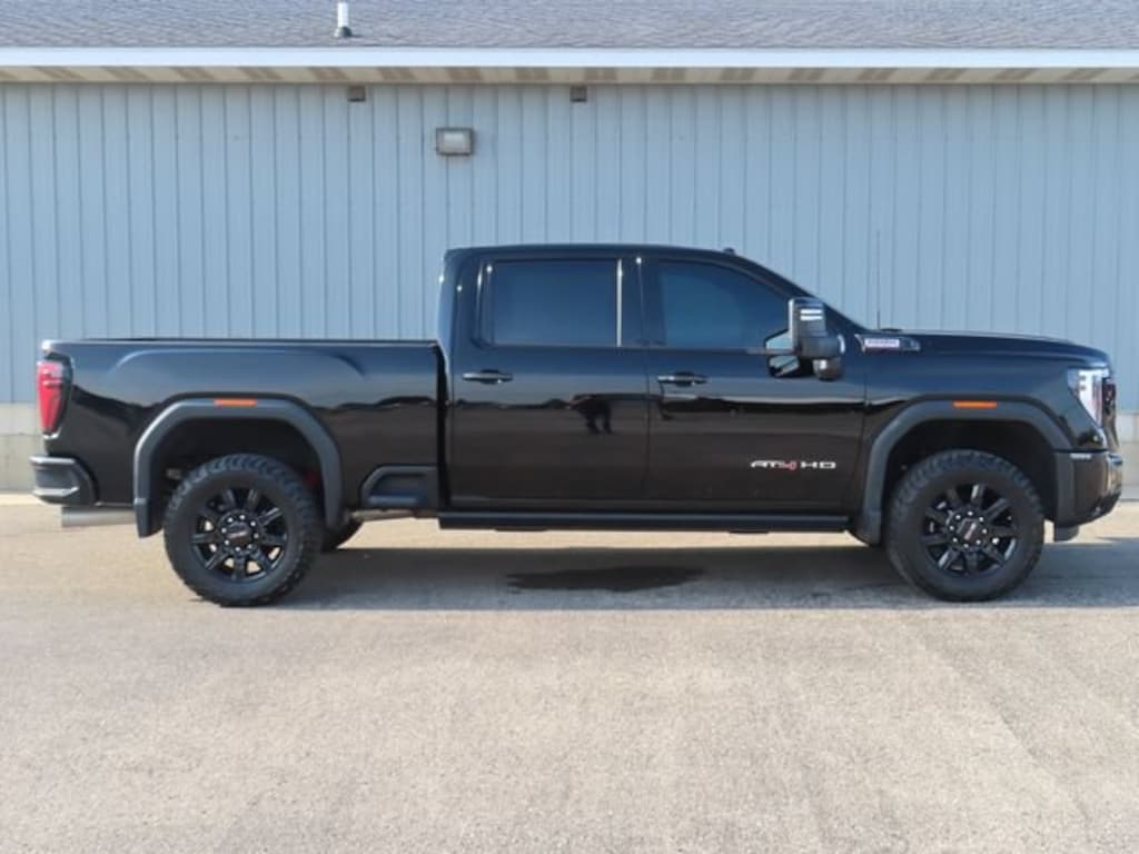 Used 2024 GMC Sierra 2500 HD AT4 Truck Crew Cab