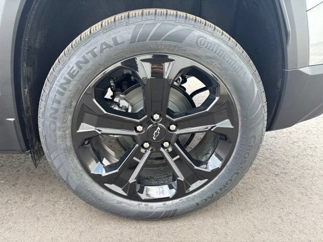 2027 Chevrolet Equinox LT - Photo 22