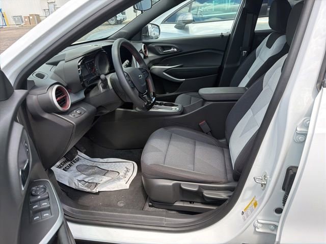 2026 Chevrolet Trax RS - Photo 12