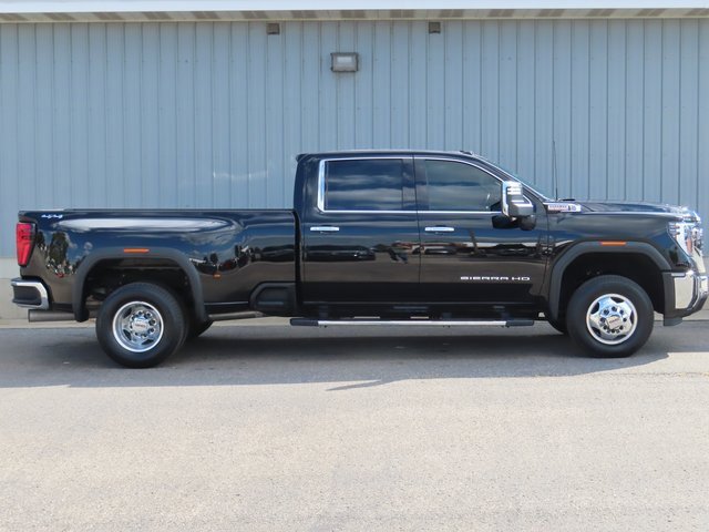 2024 Gmc Sierra 3500 HD SLT photo 2