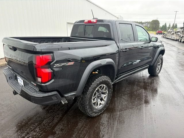 2026 Chevrolet Colorado ZR2 - Photo 8