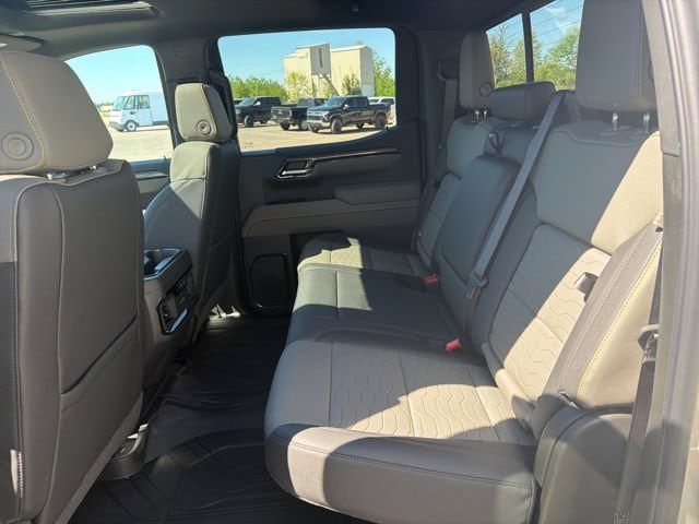 2026 Chevrolet Silverado 1500 ZR2 - Photo 21