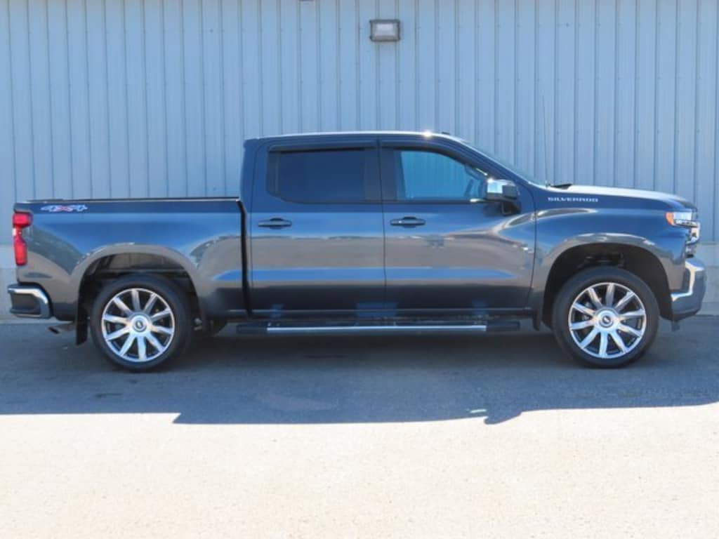 Used 2020 Chevrolet Silverado 1500 LT Truck Crew Cab