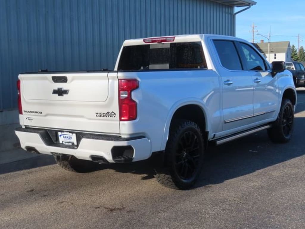 Used 2024 Chevrolet Silverado 1500 High Country Truck Crew Cab