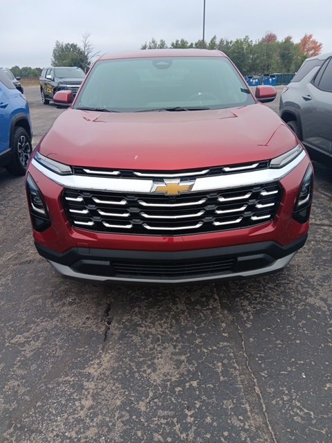 2026 Chevrolet Equinox LT photo 2