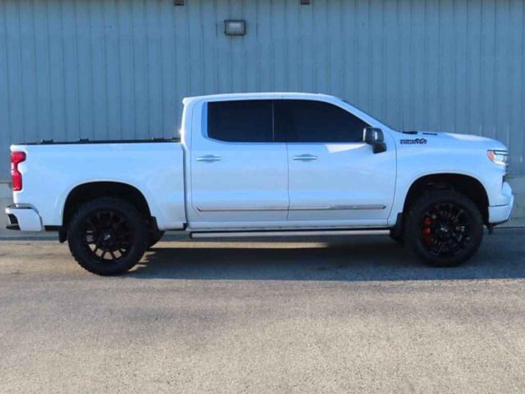 Used 2024 Chevrolet Silverado 1500 High Country Truck Crew Cab