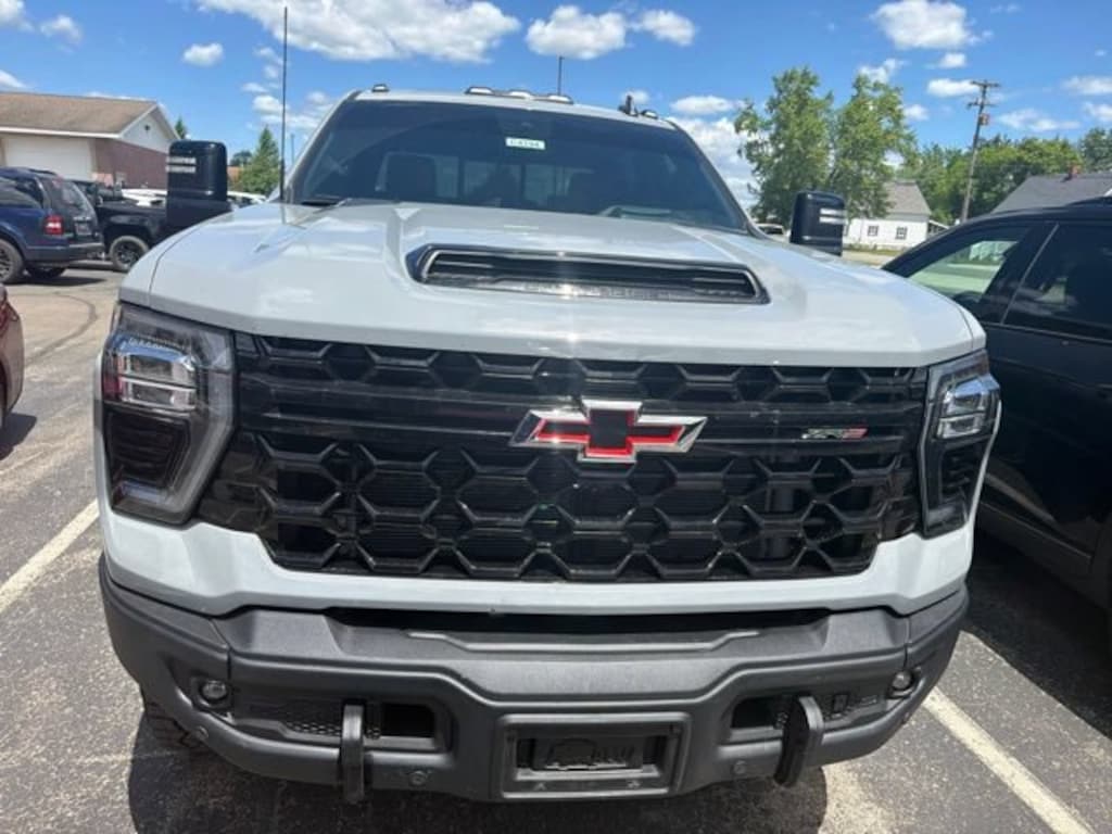 Used 2025 Chevrolet Silverado 2500 HD ZR2 Truck Crew Cab