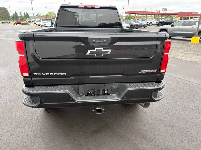 2026 Chevrolet Silverado 2500 HD ZR2 - Photo 6
