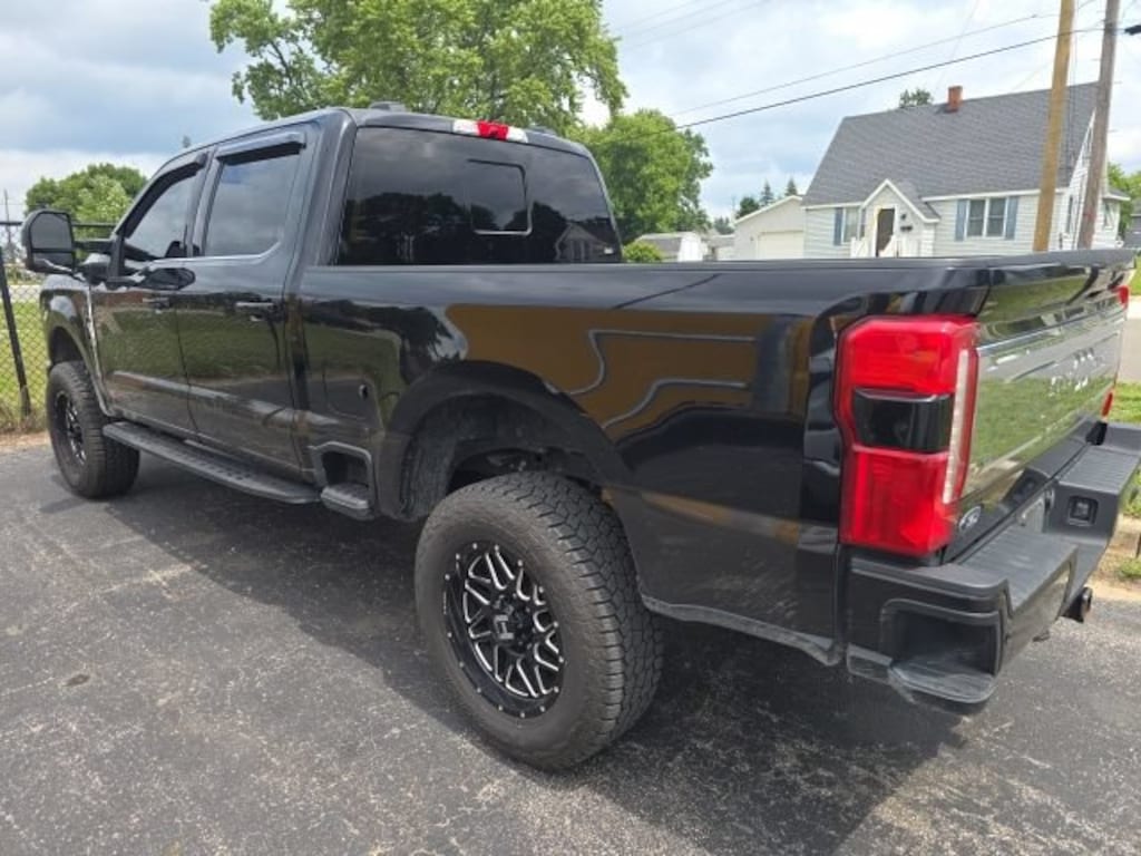 Used 2024 Ford F-250 King Ranch Truck Crew Cab