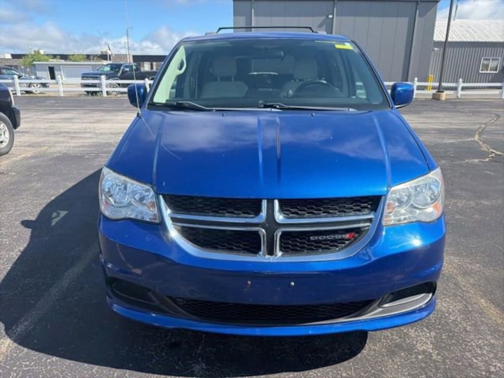 Used 2013 Dodge Grand Caravan SXT Van