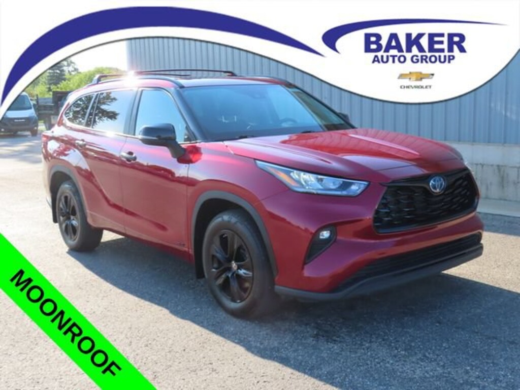 Used 2024 Toyota Highlander Hybrid XLE SUV