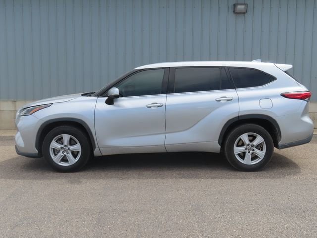 2021 Toyota Highlander L - Photo 6