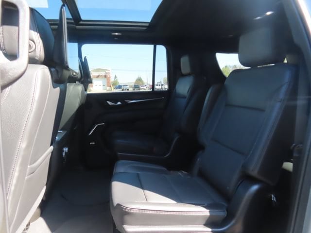2024 GMC Yukon XL Denali - Photo 23