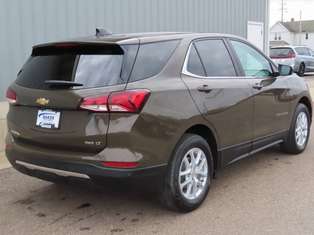 Used 2024 Chevrolet Equinox LT SUV