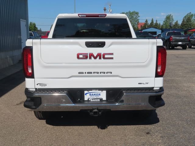 2025 GMC Sierra 1500 SLT - Photo 10