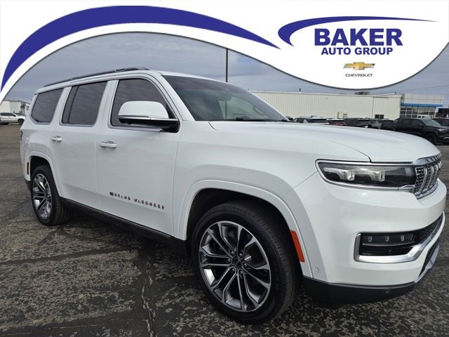 2022 Jeep Grand Wagoneer Series III's photo