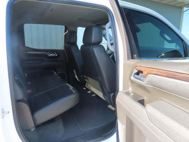 2025 GMC Sierra 1500 SLT - Photo 28