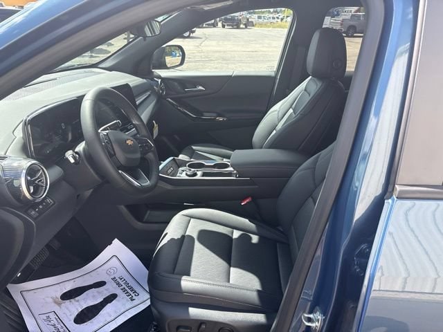 2027 Chevrolet Equinox LT - Photo 9