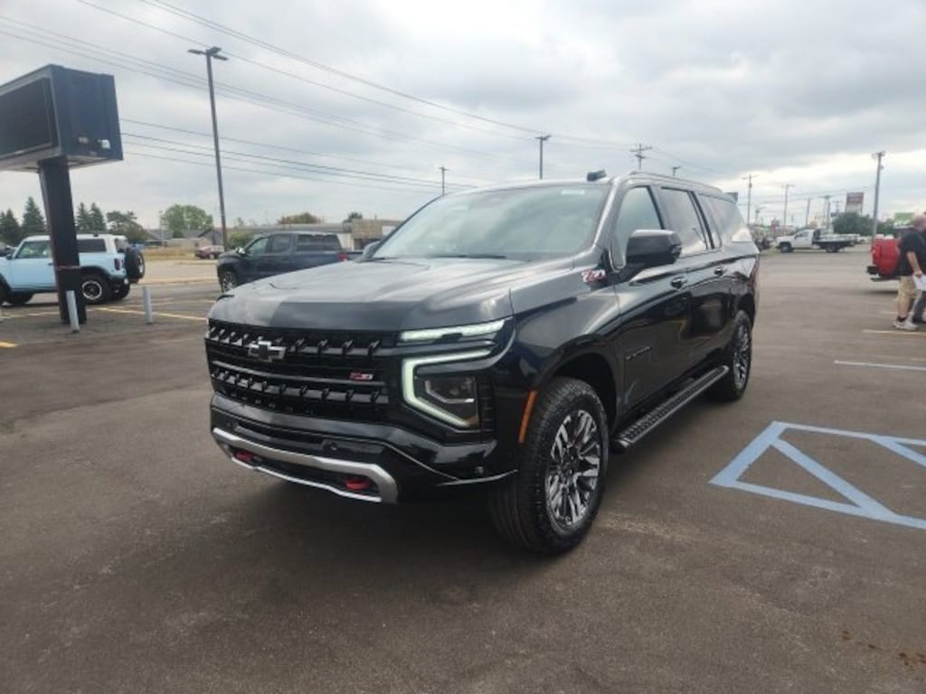 New 2026 Chevrolet Suburban Z71 SUV