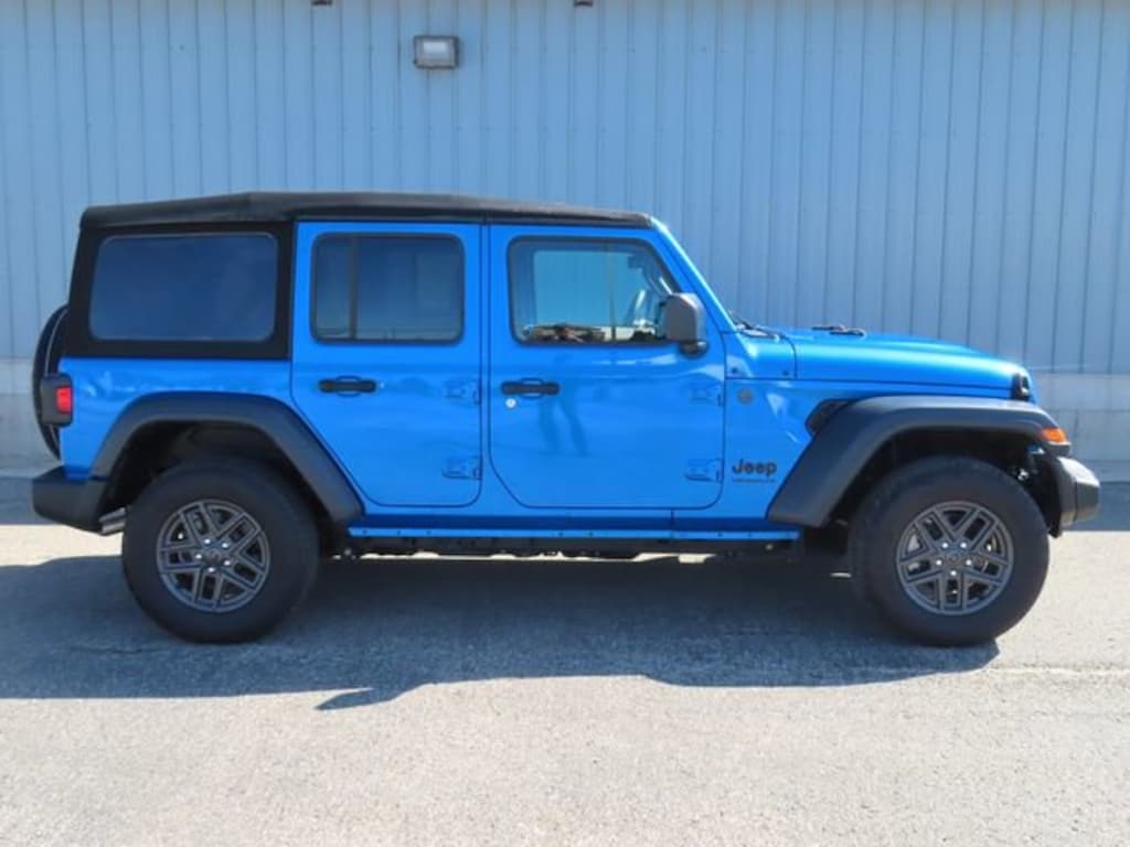 Used 2024 Jeep Wrangler Sport SUV