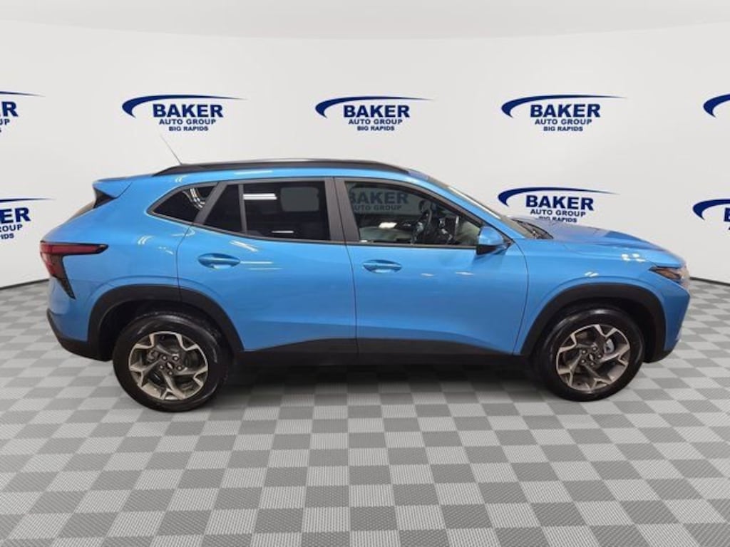 New 2026 Chevrolet Trax LT SUV