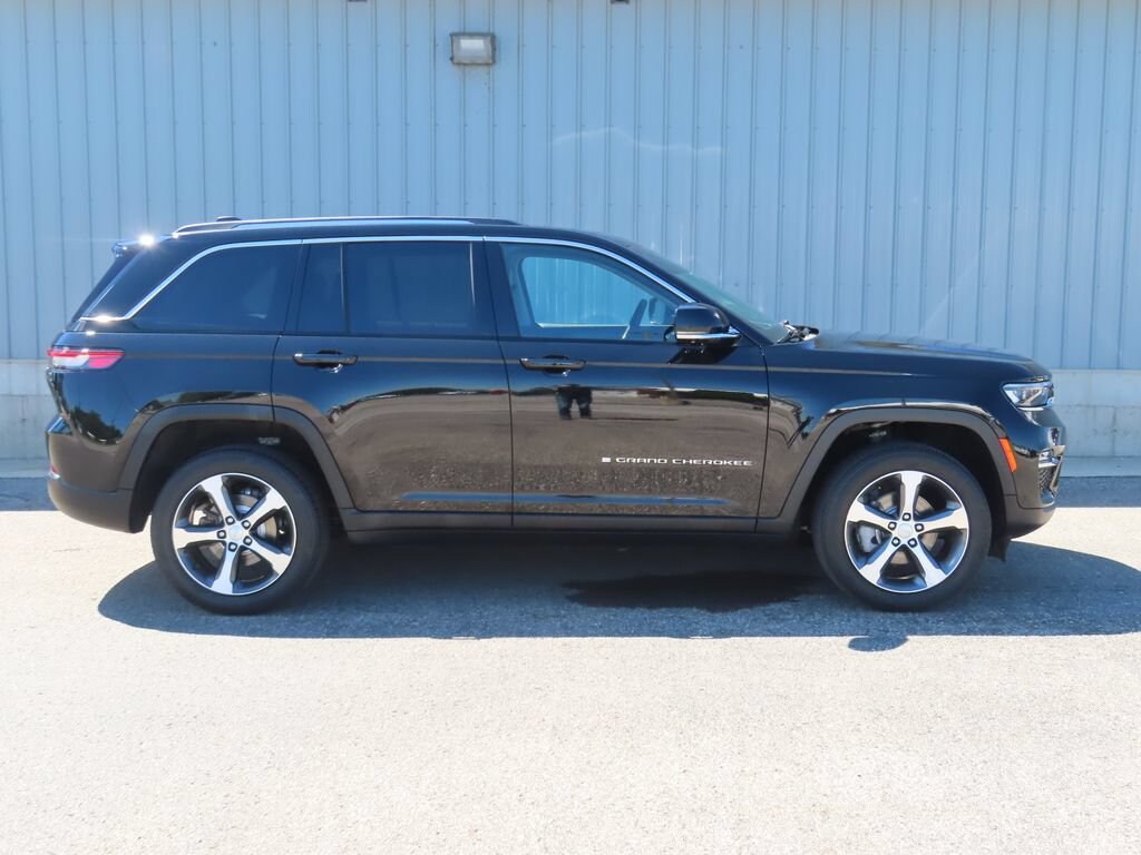 Used 2023 Jeep Grand Cherokee Limited