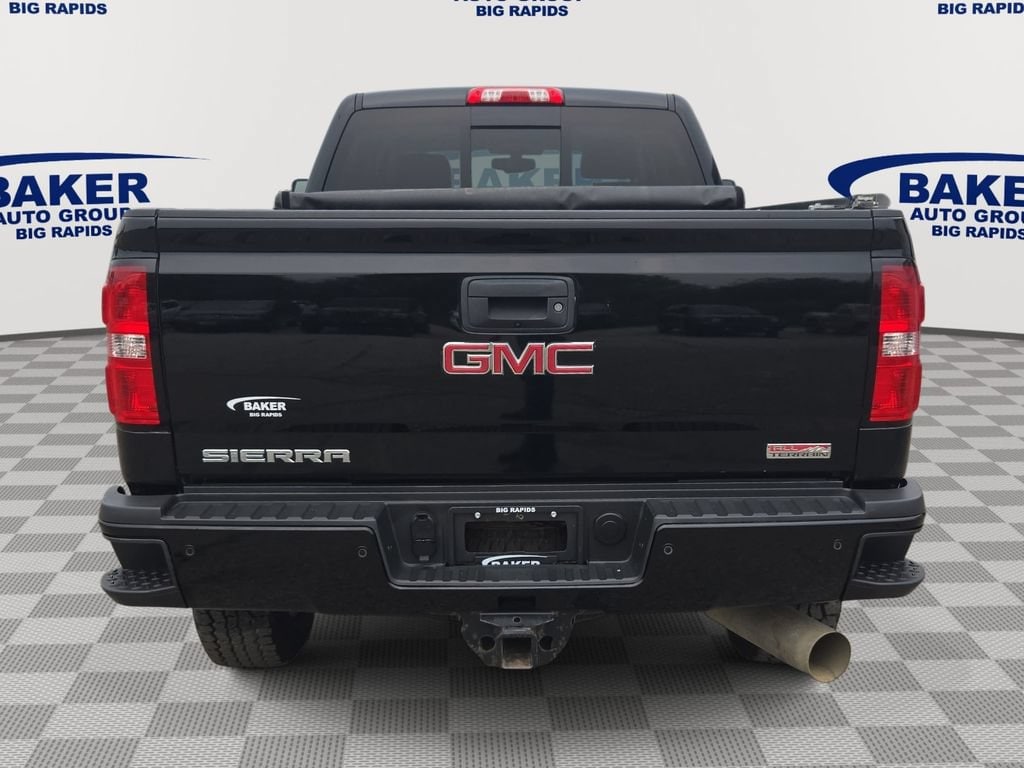 Used 2017 GMC Sierra 2500 HD SLT Truck