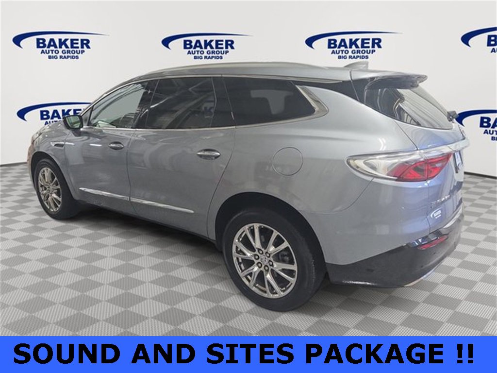 2023 Buick Enclave Essence photo 4