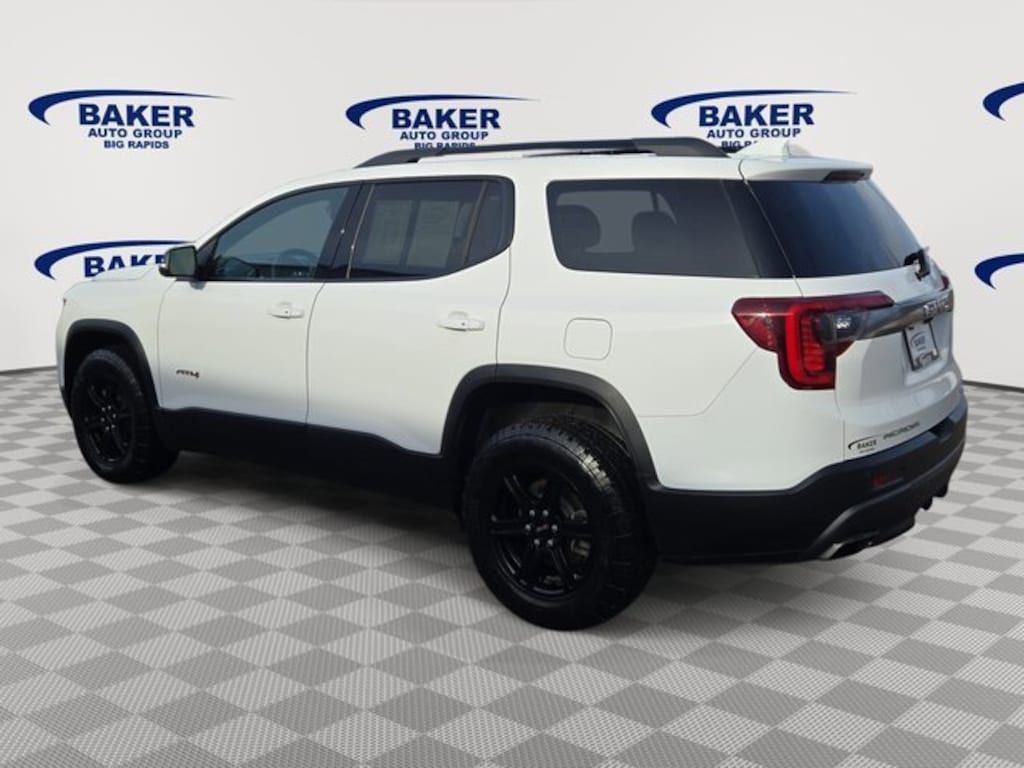Used 2023 GMC Acadia AT4 SUV